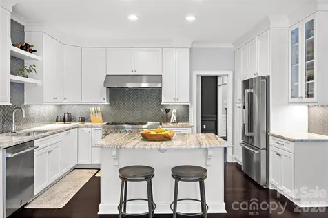 4533 Noras Path Road Charlotte NC 28226