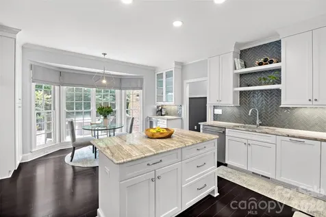 4533 Noras Path Road Charlotte NC 28226
