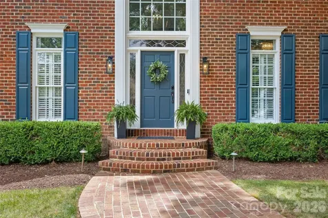 4533 Noras Path Road Charlotte NC 28226