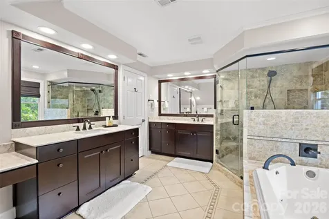 4533 Noras Path Road Charlotte NC 28226