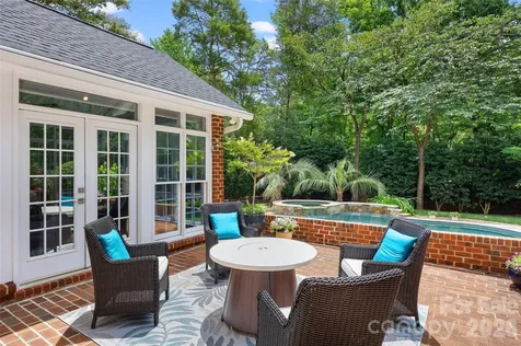 4533 Noras Path Road Charlotte NC 28226