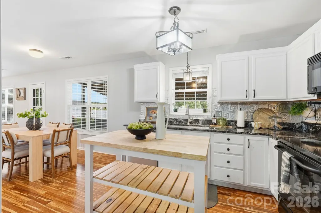 322 Sailway Road Winston Salem NC 27127