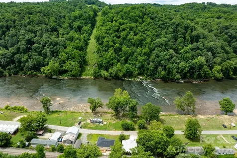 389 Rollins Road Marshall NC 28753
