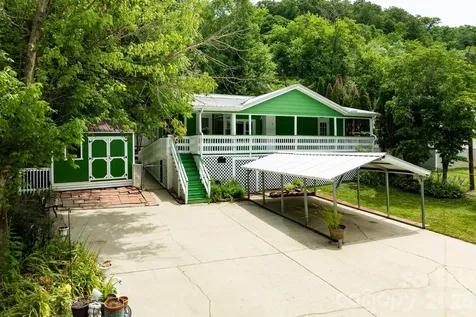 389 Rollins Road Marshall NC 28753