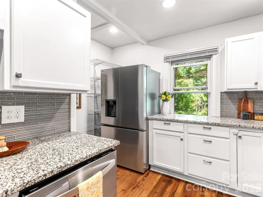 148 Sand Hill Road Asheville NC 28806