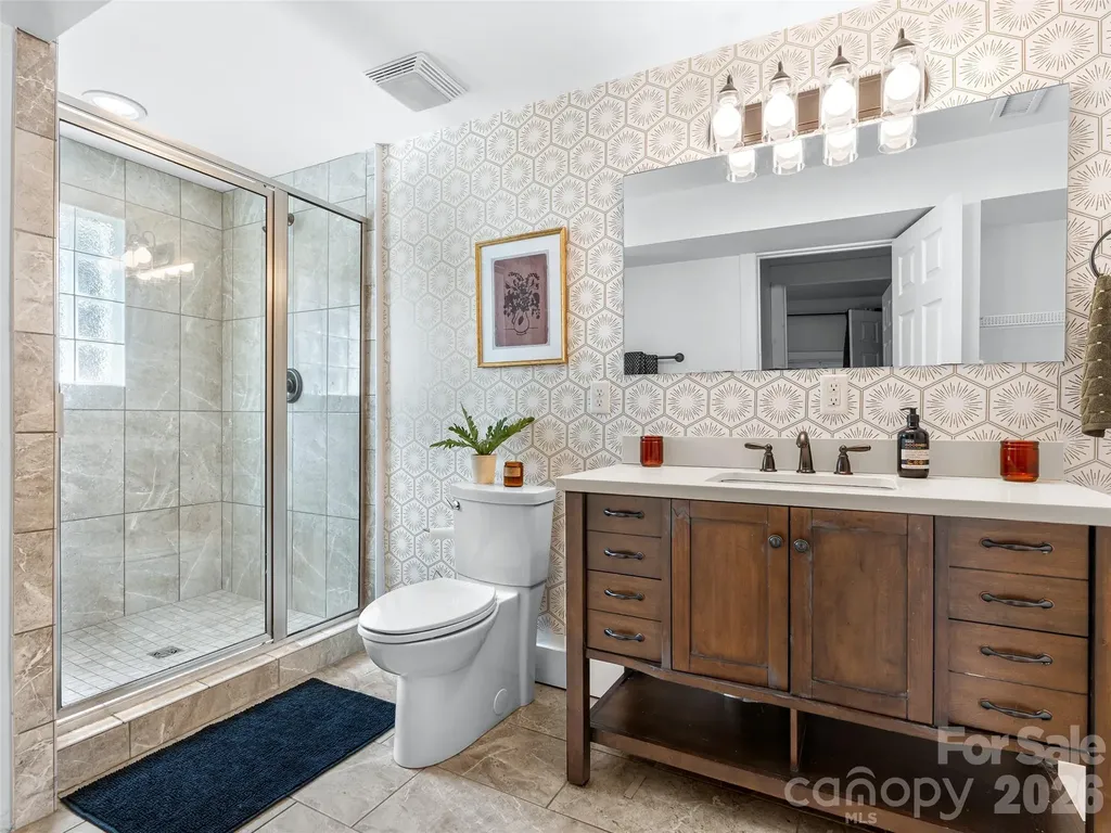 148 Sand Hill Road Asheville NC 28806