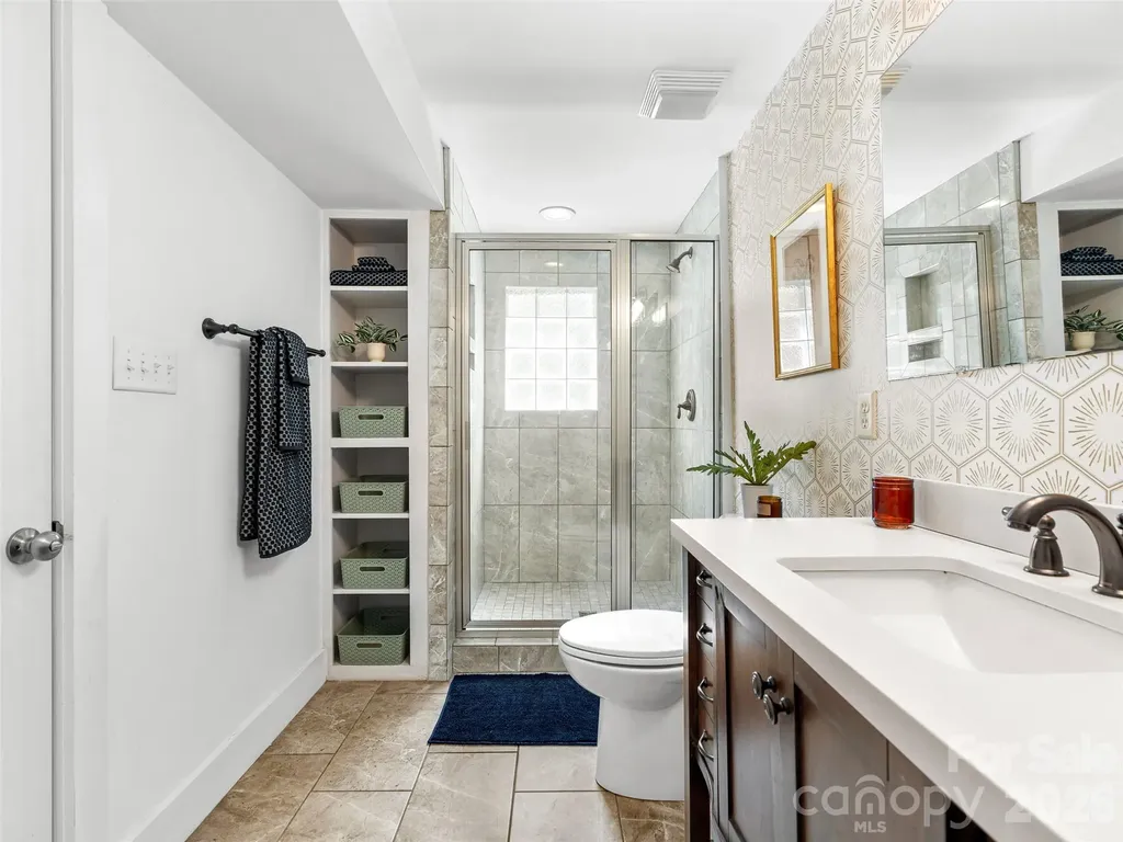 148 Sand Hill Road Asheville NC 28806