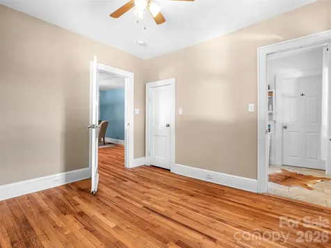 148 Sand Hill Road Asheville NC 28806