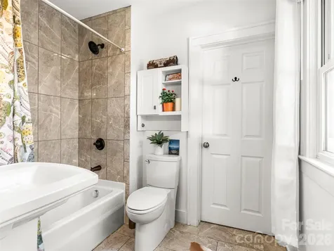 148 Sand Hill Road Asheville NC 28806