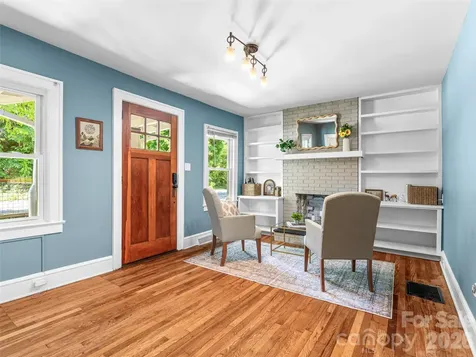 148 Sand Hill Road Asheville NC 28806