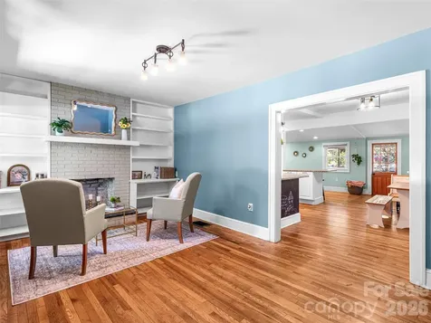 148 Sand Hill Road Asheville NC 28806