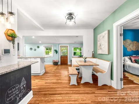 148 Sand Hill Road Asheville NC 28806