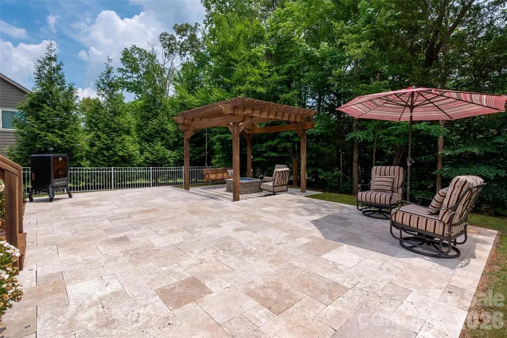 1809 Trading Path Lane Waxhaw NC 28173
