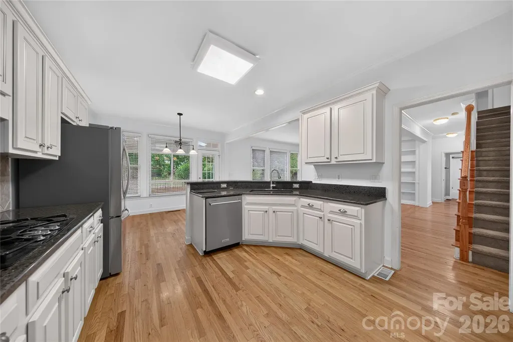 2615 Providence Hills Drive Matthews NC 28105