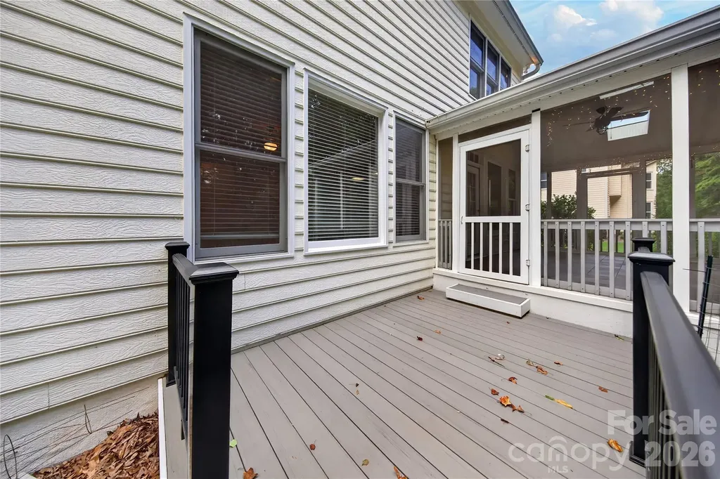 2615 Providence Hills Drive Matthews NC 28105