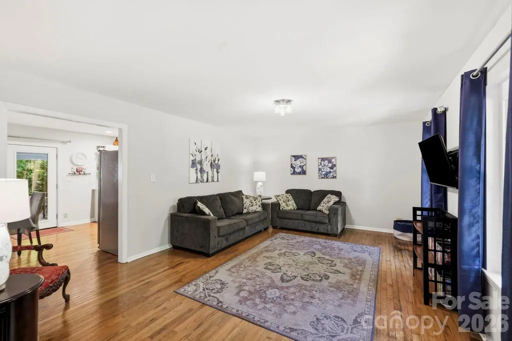 209 Mint Way Flat Rock NC 28731