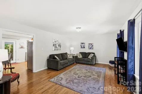 209 Mint Way Flat Rock NC 28731
