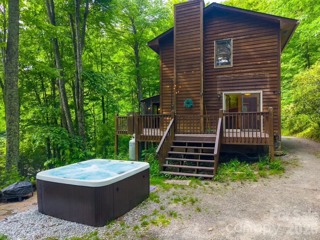 903 Plott Balsam Road Maggie Valley NC 28751