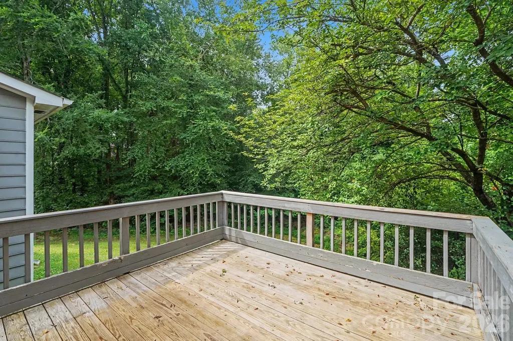 10826 Hunters Trace Court Charlotte NC 28262