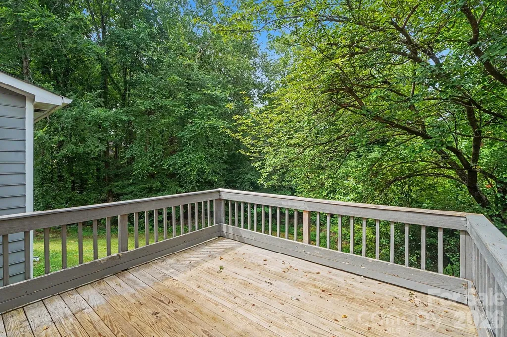 10826 Hunters Trace Court Charlotte NC 28262