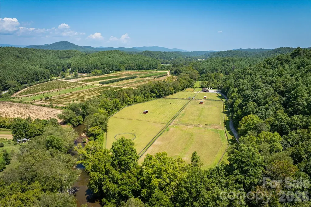1288 Johns Ridge Parkway Lenoir NC 28645
