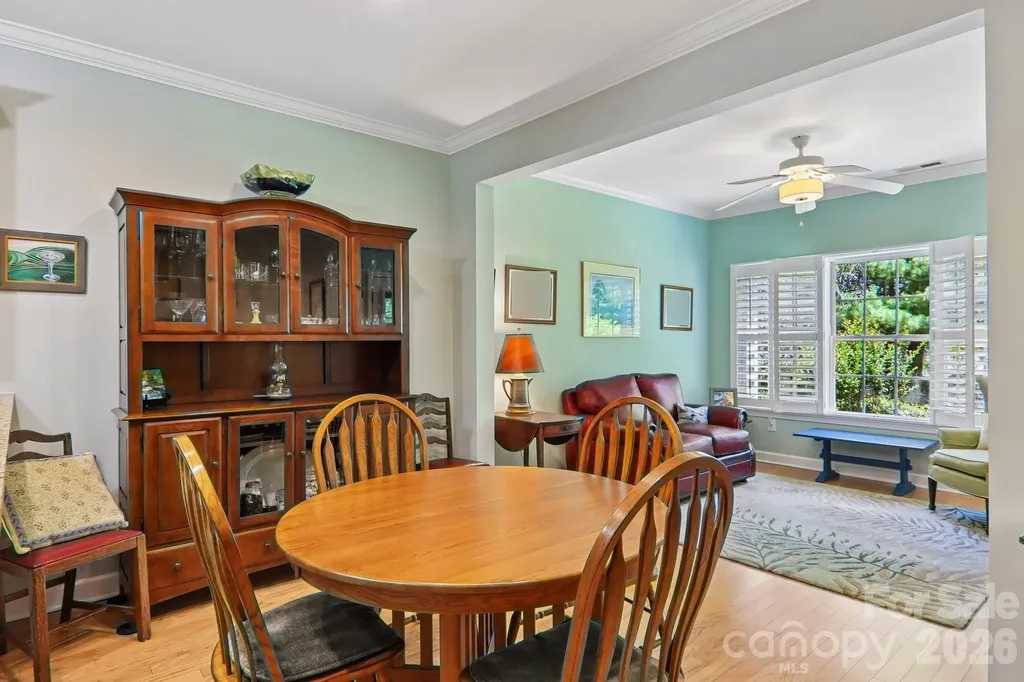54 Victoria Park Drive Hendersonville NC 28792
