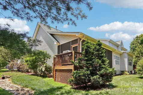 54 Victoria Park Drive Hendersonville NC 28792