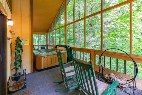 86 Mountain Road Maggie Valley NC 28751