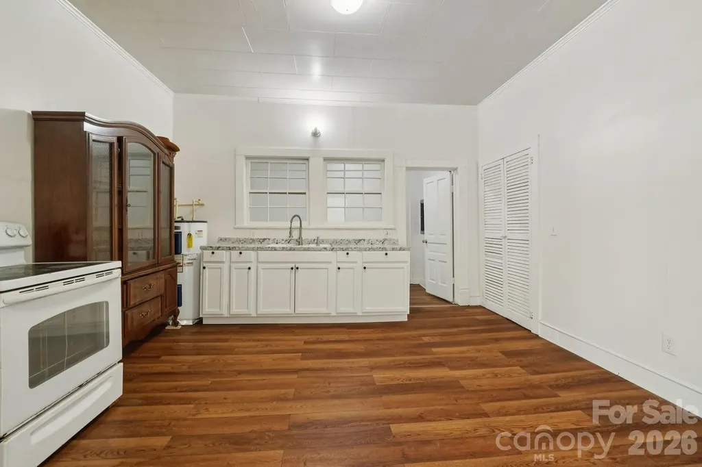 105 W Houston Street Monroe NC 28112