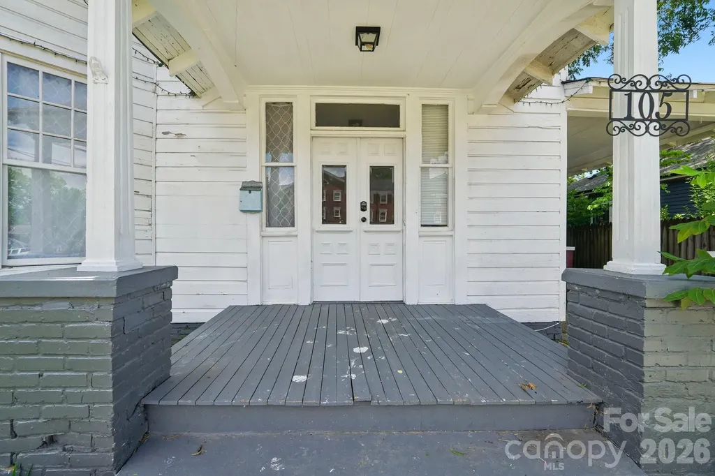 105 W Houston Street Monroe NC 28112