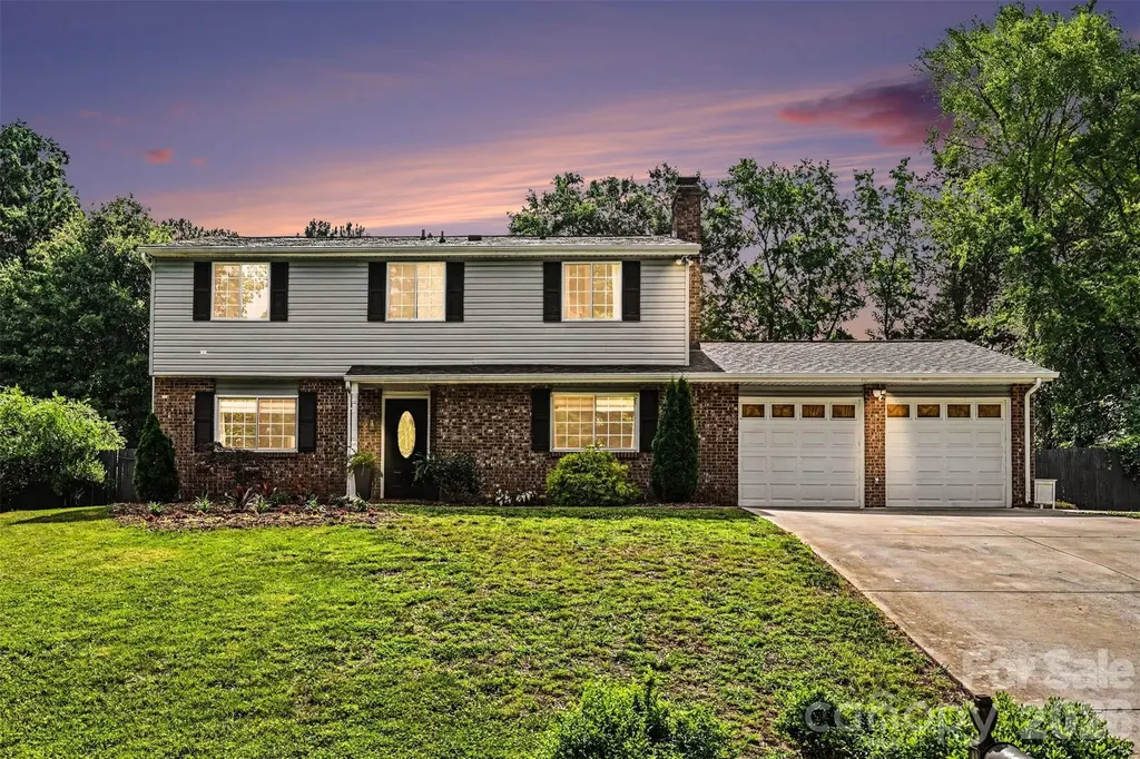 5821 Shadow Creek Road Charlotte NC 28226