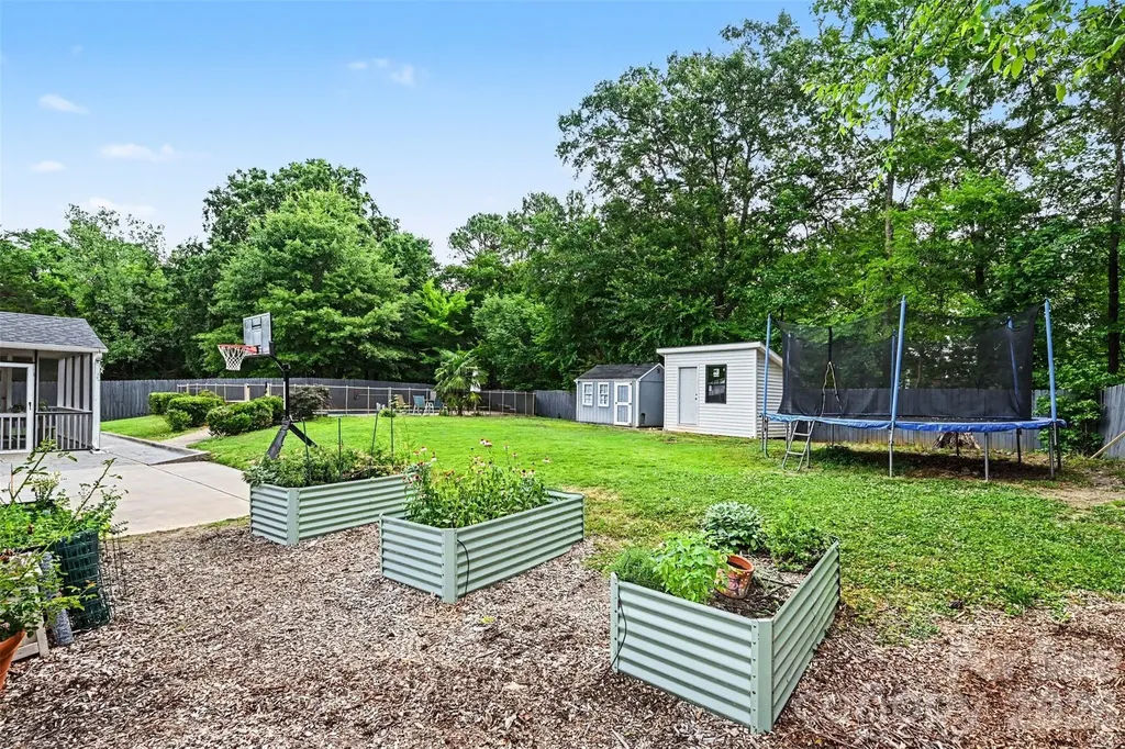5821 Shadow Creek Road Charlotte NC 28226