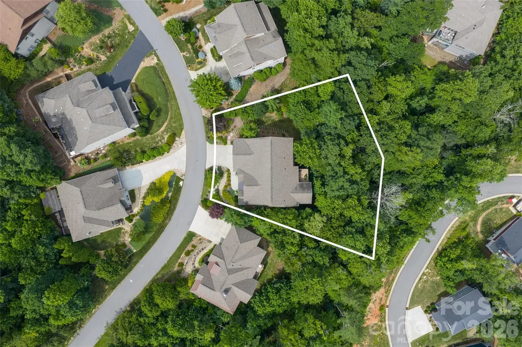 8 Sugarland Ridge Road Fairview NC 28730