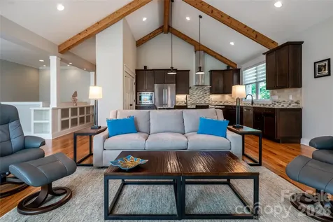 8 Sugarland Ridge Road Fairview NC 28730