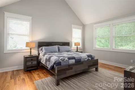 8 Sugarland Ridge Road Fairview NC 28730