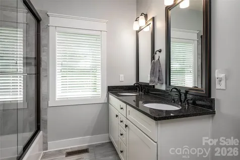 8 Sugarland Ridge Road Fairview NC 28730