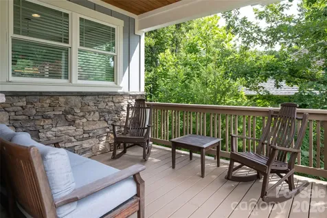 8 Sugarland Ridge Road Fairview NC 28730