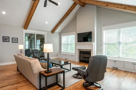 8 Sugarland Ridge Road Fairview NC 28730