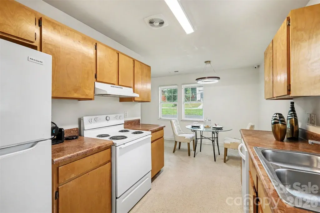 3608 Corbett Street Charlotte NC 28208