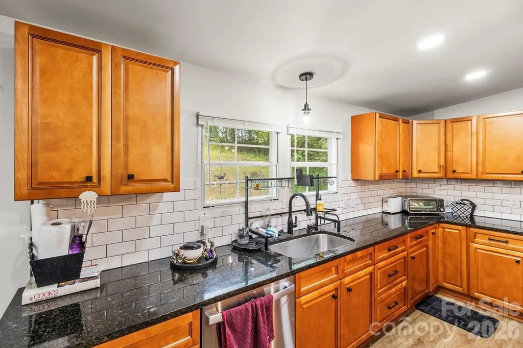 4265 Dry Pond Lane Conover NC 28613