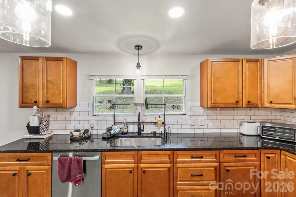 4265 Dry Pond Lane Conover NC 28613