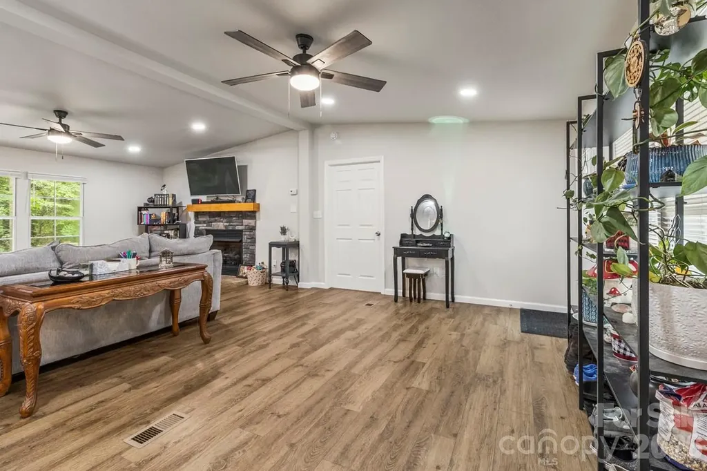 4265 Dry Pond Lane Conover NC 28613