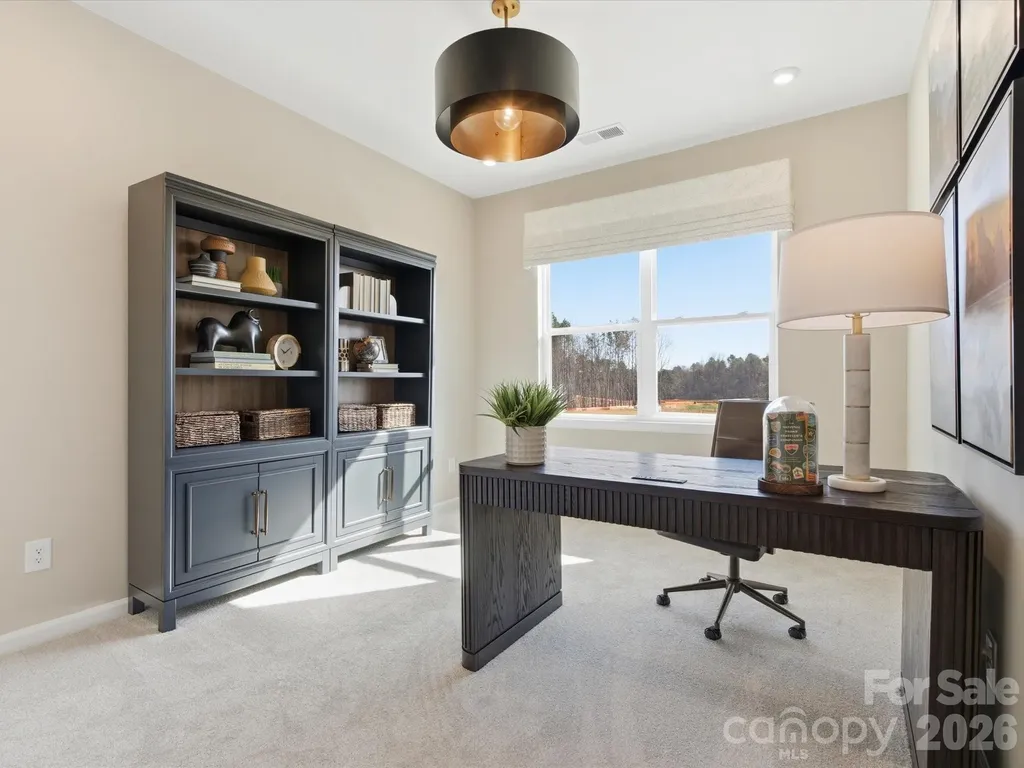 8402 Discovery Lane Charlotte NC 28216