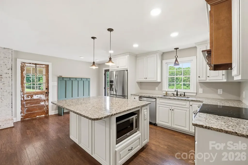 6878 Gracie Lane Vale NC 28168