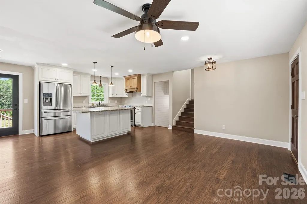 6878 Gracie Lane Vale NC 28168