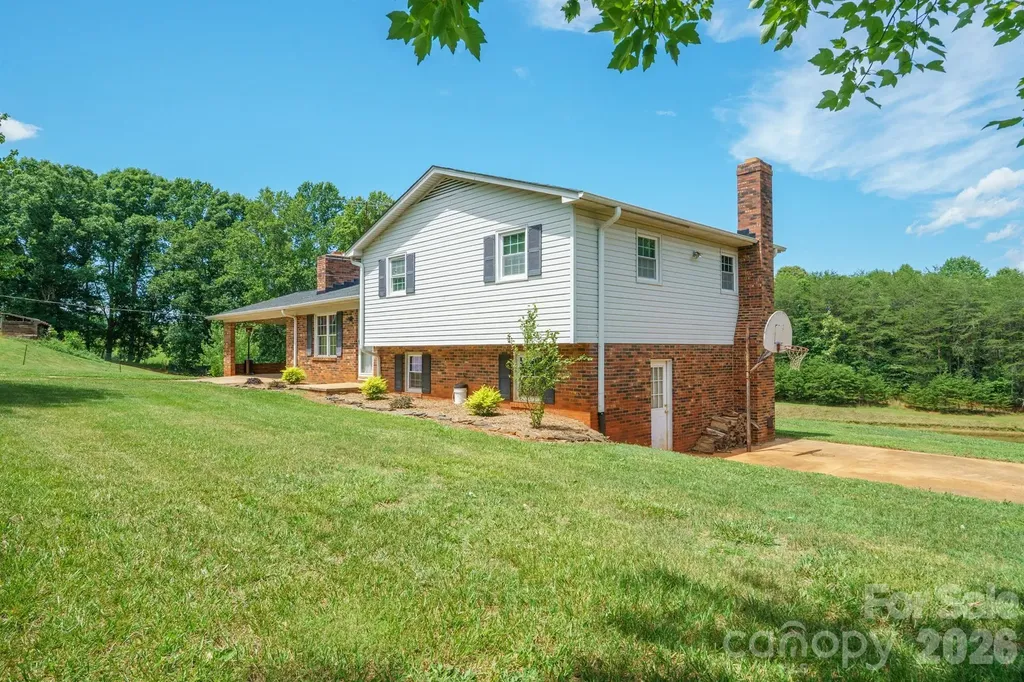 6878 Gracie Lane Vale NC 28168