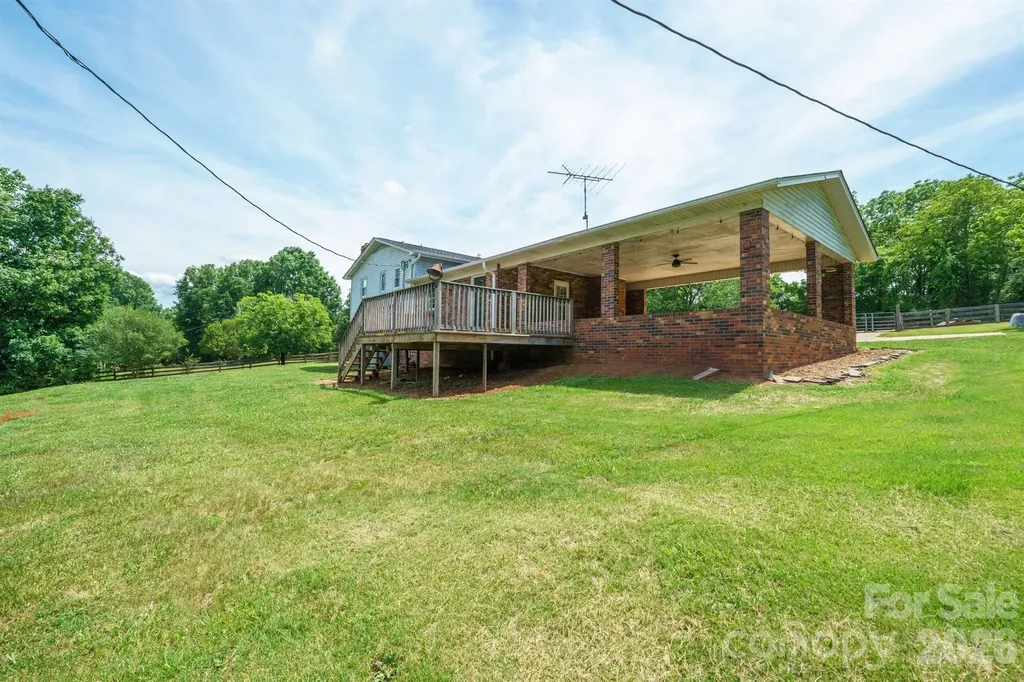 6878 Gracie Lane Vale NC 28168