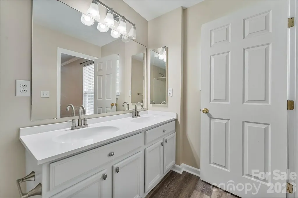 12353 Jessica Place Charlotte NC 28269