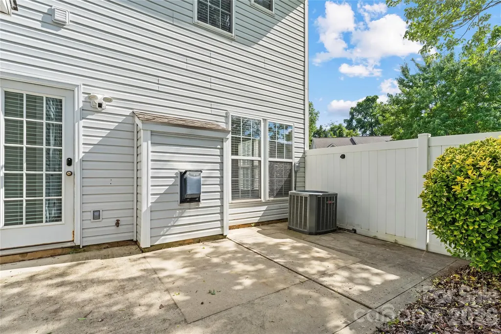 12353 Jessica Place Charlotte NC 28269