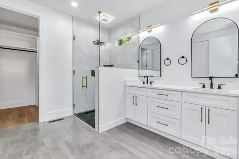 80 Goldenwood Lane Mills River NC 28759